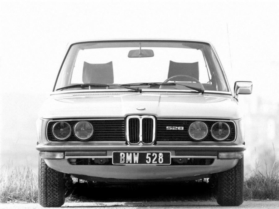  BMW 528 Sedan 1975 года  (фото 2 из 8)